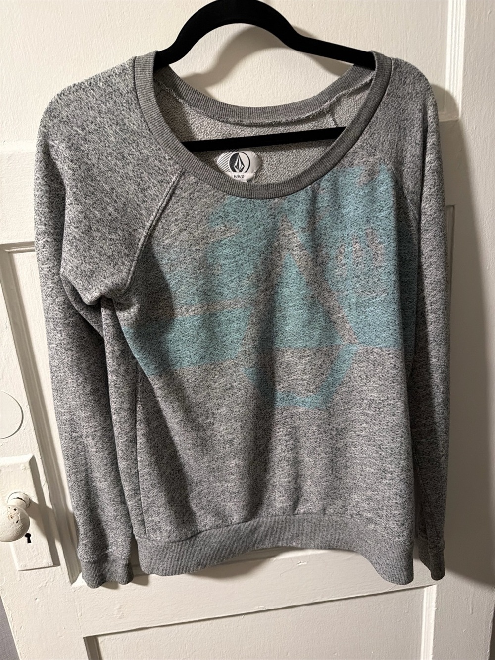 Volcom Gray Green Vintage Sweatshirt Logo Women’s Size Medium Y2K Raglan Sleeve